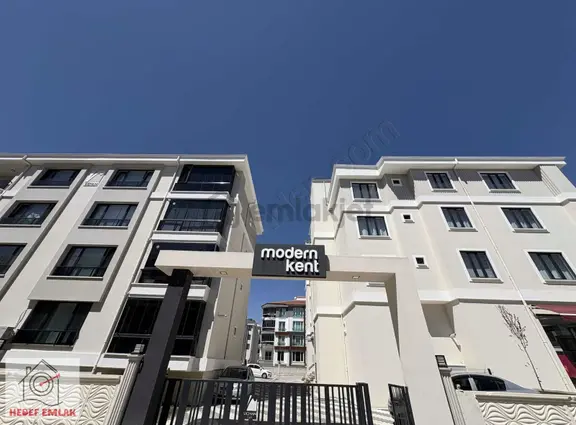 Selçuklu Mah. Satılık Ayrı Mutfaklı Geniş 2+1 Daire 1