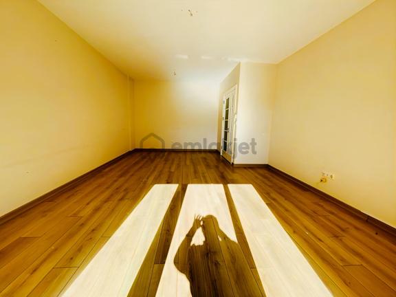 Kemerburgaz Metro Durağına 2dk Mesafede Kiralık 150m2 3+1 Bahçe 2