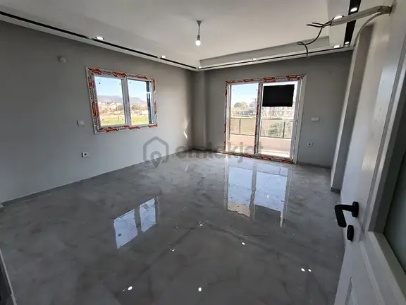 Taş Emlak'tan 90m2 Sıfır 2+1 Daire 2