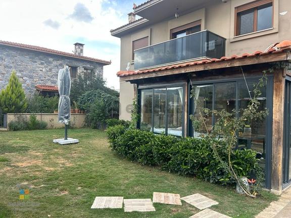 Gökçealan'da Satılık Lüks Müstakil Villa 4+1, 440m² Arsa 1