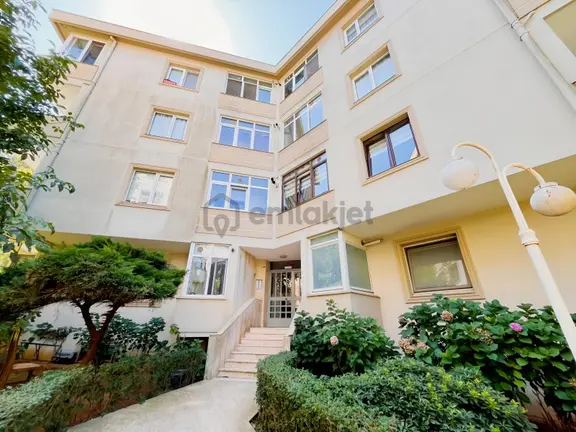 Çubuklu Şişecam Sitesinde Kiralık 3+1 1