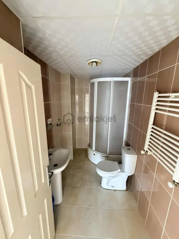 Muhittin De Ara Kat 2+1 2