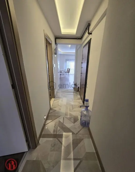 Karabağlar Bahçelievlerde Yeni Binada Satılık D.gazlı 2+1 Daire 2