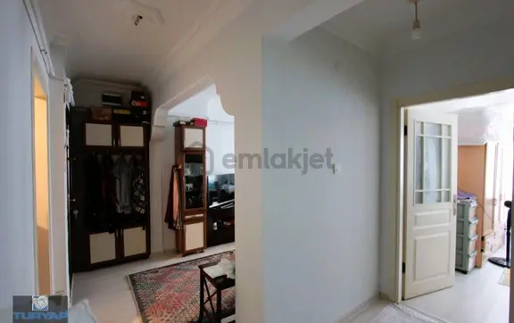 Satılık 2+1 Caddeye Yakın Daire !!! 2