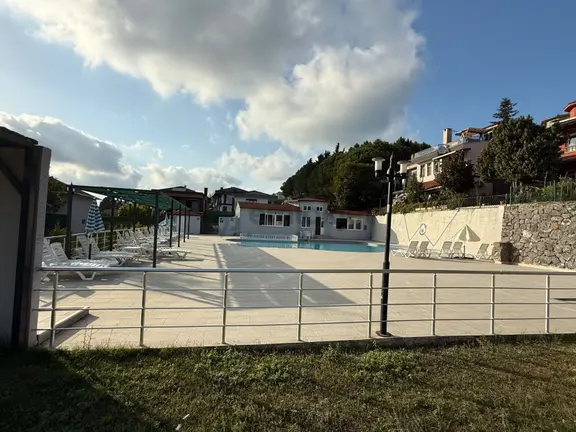 Remax Anka'da Doğa İle İçiçe Sitede İçi Yapılı 3+1 Satılık Villa 2