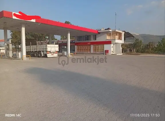 *ceyhan Azizli *d-400 Üzeri *akaryakıt İstasyonu* 10dönüm *lokanta Oto Yıkama Lastik Dinlenme Tesisi 1