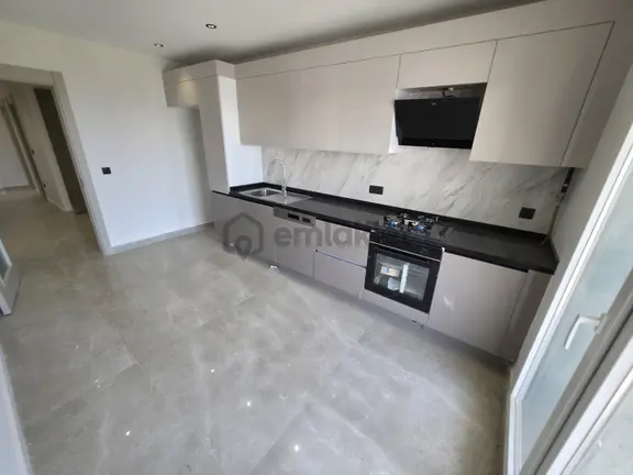 Büyükçekmece Celaliyede Lüks Sitede Deniz Manzaralı Kiralık 3+1 2