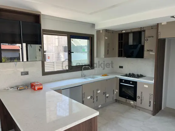 Kuşadası Soğucak’ta Denize 600 M, Özel Havuzlu Sıfır 4+1 Müstakil Villa 2