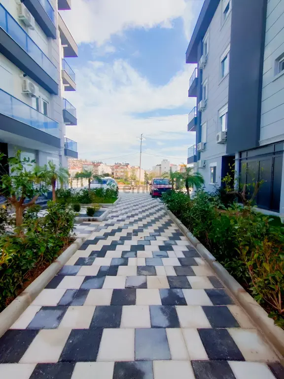 Kepez Çamlıbel Mh.'de Site İçinde 1+1 65m² Satılık Daire 1