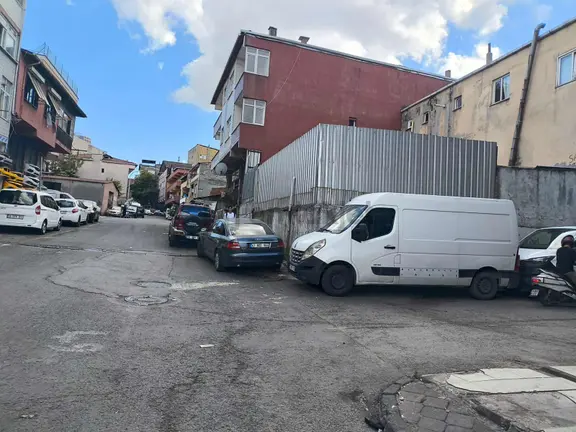 Ataşehir Yenisahra Mahallesi Satılık Arsa 2