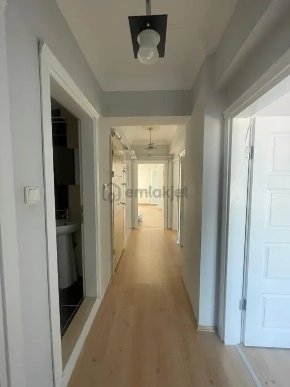 Beyaz Gayrimenkulden İsmetpaşa'da Kiralık 3+1 Daire 2