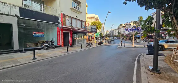 Atatürk Caddesi Üzerinde Kurumsal Firmalara Kiralık 210 M² İşyeri 2