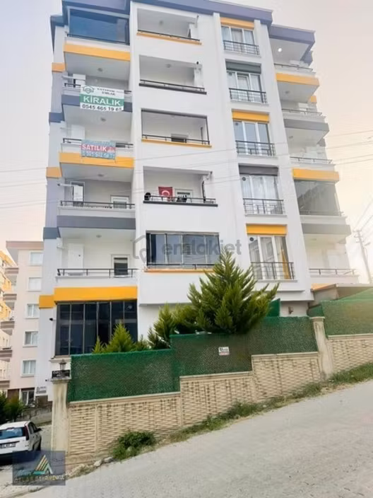 Körfezde Satılık Eşyalı 1+1 Daire 1