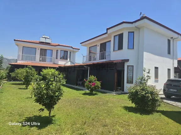 Gökova,muğla İli,milas İlçesi,ören Mah.satılık Denize Sıfır Bahçei Tam Müstakil Villa 2