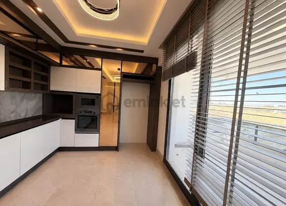 Acill Stad Cıvarı 3.5+1 Satılık Lüks Havuzlu Sıfır Daire 2