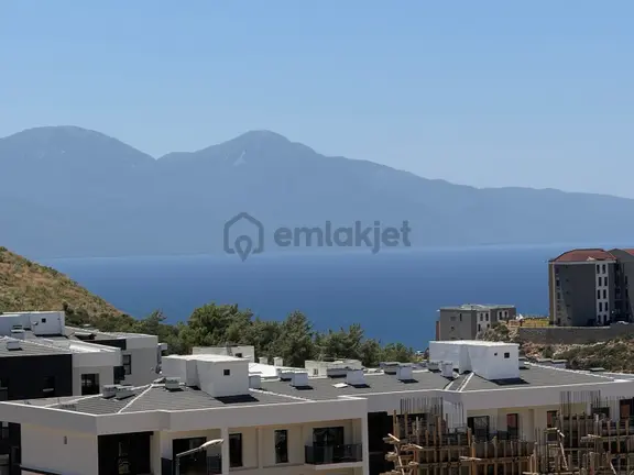 Kuşadası 3+1 Arakat Full Denşz Manzaralı D.gazlı Bakımlı Daire 2