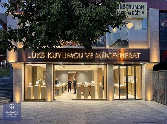 Ahi Elvan Cad. Üzerinde Boş 140 M² Tabela Değeri Yüksek Satılık 1