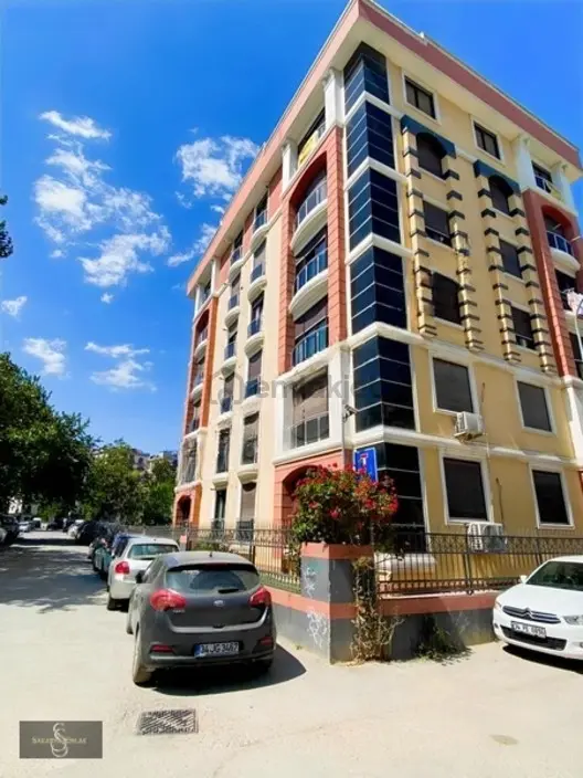 Pendik Sahil'de Deniz Manzaralı 5+2 Dubleks Kiralık Daire 1