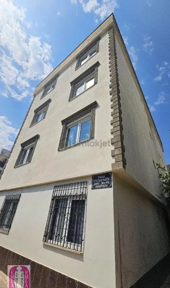 A K Mutludan Ahatlıda Yeni Boyalı Bakımlı Geniş 2+1 Eşyasız Daire 2