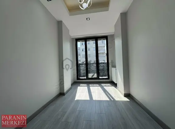 Metrobüse Yürüme 2 Dk Yürüme Mesafesinde Sıfır Satılık Daire 2