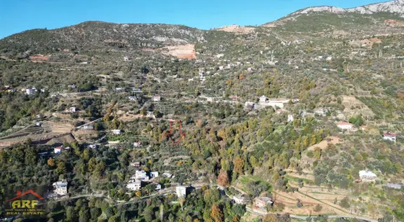 Yenice'de Doğa Ve Deniz Manzaralı Köy Yerleşim Alınında 582 M² 2