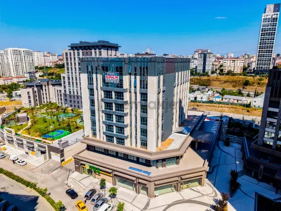 Sinpaş Finans Şehir Flat Ofis'de 1170 M² Kiralık Ofis Katı 1