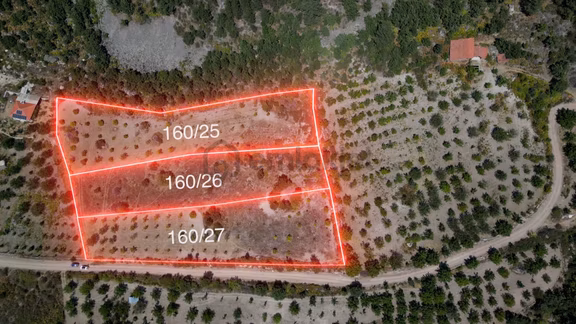 Sındırgı Çayır Mahallesinde 12.920 M2 Satılık 3 Parsel Tarla 1