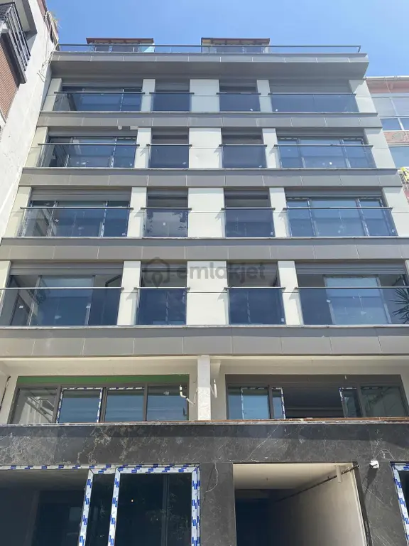 Turyap'tan Üsküdar 'da Deniz Manzaralı Sıfır 4+2 Bahçe Dubleks 1