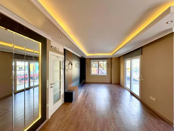 Alanya Kestel'de Denize Yakın Havuzlu Binada 2+1 Daire 1