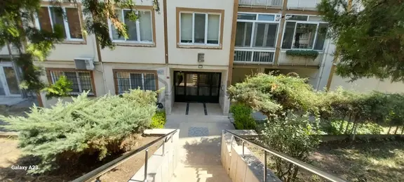 İhsaniyede Site İçinde 4+1 Kiralık Daire 2