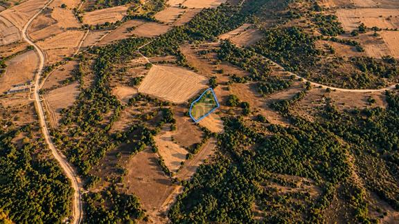 Çanakkale Biga İlyasalan'da 1.283 M² Doğa Manzaralı Tarla 1