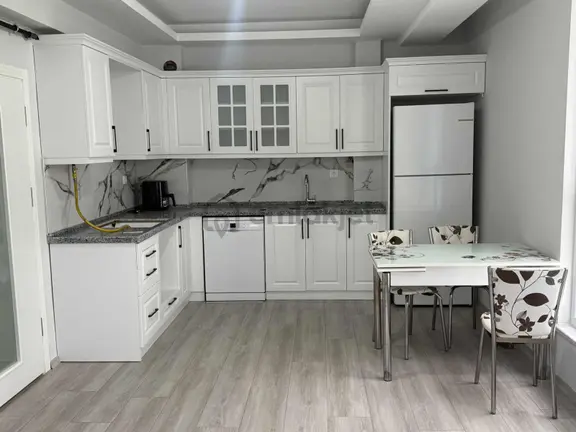 Yağmur Emlak'tan Tekkeköyde 1+1 'sıfır' Eşyalı Kiralık Daire 1