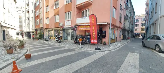 El/ya Altıeylül Mah. Kasaplar Camii Yakını Tuvaletli Dükkan&ofis 1