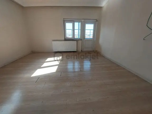 Türkmen Emlak'tan Satılık 4+2 Bağımsız Girişli Dubleks Daire 2
