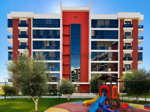 Flora Park Evlerinde Bahçe Katı Yüksek Giriş 3+1 Köşe Daire 1