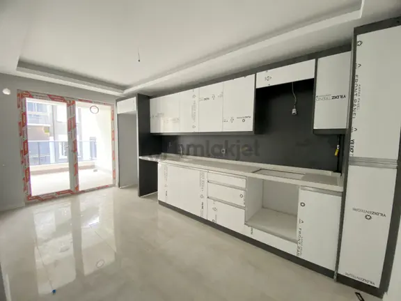 Yıldıztepe'de, 3+1, Sıfır, Güneybatı Cepheli, Kilerli Daire! 2