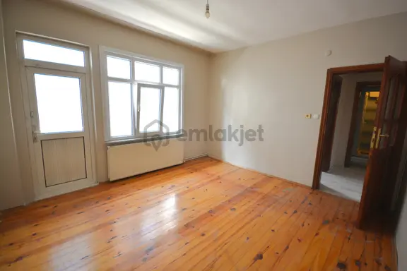 Kiralık Daire 3+1 Diş Hastanesine Yakın 120 M2 Konumu Güzel 1