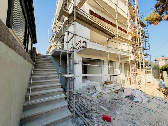 Urla'da Özel Tasarım Fırsat Müstakil Villa 1