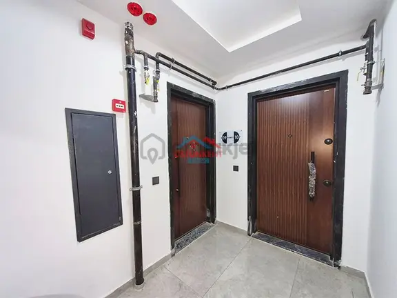Üstünkent'ten Kerem Cebi Paradise Sitesinde Kiralık 2+1 Daire ! 2