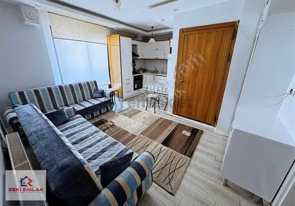 Zeki Emlak'tan Muradiyede Eşyalı Satılık 1+1 Uygun Fiyatlı Daire 2