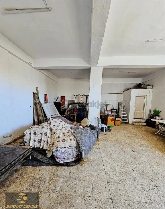 Yakacık Merkez'de Soğuk Hava Depolu Satılık Dükkan 2