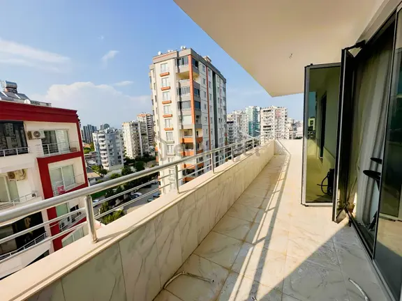 Aydından Mezitli Merkezde Ferah Ve Kullanışlı 4+1 Daire 1