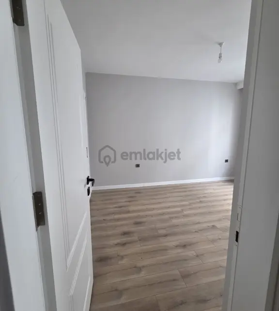 Century21 Den Şahincili 3+1 Kiralık Giyinme Odalı Ebeveyn Banylu 2