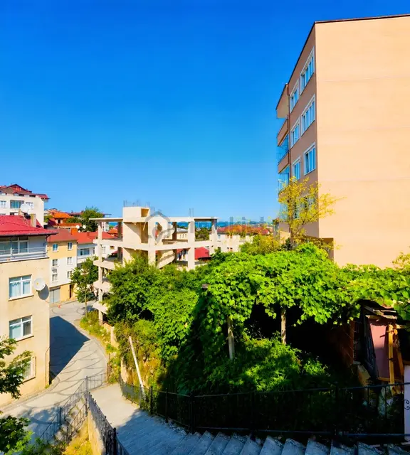 Century 21den Selimiyede 5 Kat İmarlı Deniz Manzaralı Arsa 1