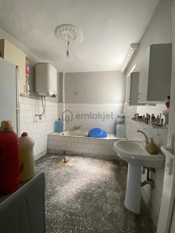 Merkezi Konum Da Satılık 2+1 Daire 2