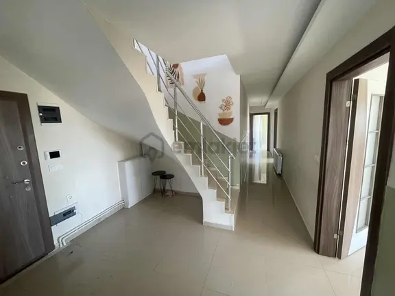 İncirliova'da 5+1 Satılık Dubleks Daire 2