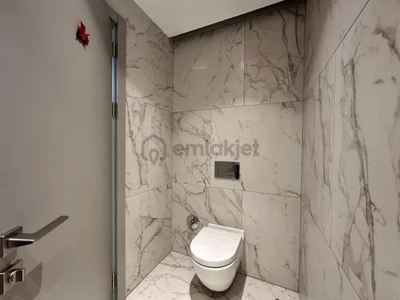 Lotus Nişantaşında Prestijli 1+1 Kiralık Ofis 2