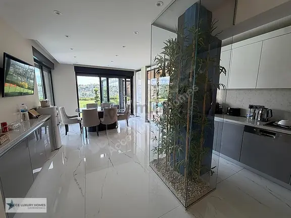 Acarkent'te Lux Dekorasyonlu Kiralık Prestijli Villa 2