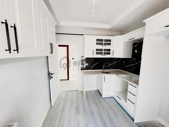 Çorlu Rumeli Cumhuriyet Parkı Yanı Başında Sıfır 2+1 Daire 2