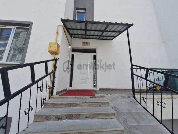 Türker Emlak'tan Çok Acil Satılık 2+1 Daire 1